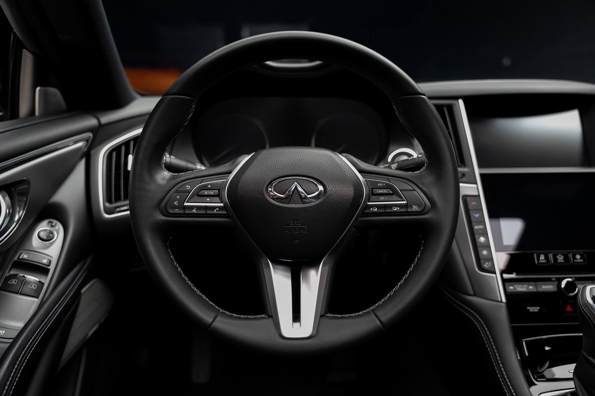 Used 2019 INFINITI Q60 3.0t Luxe AWD/4WD image 44