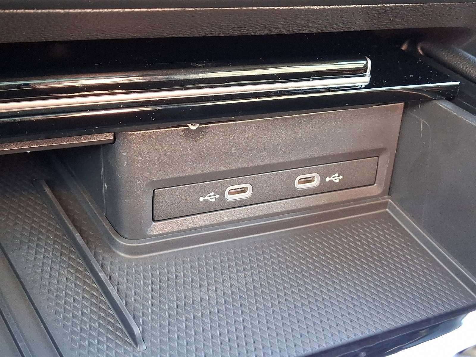 New 2026 Volkswagen Atlas SEL Premium R-Line image 16