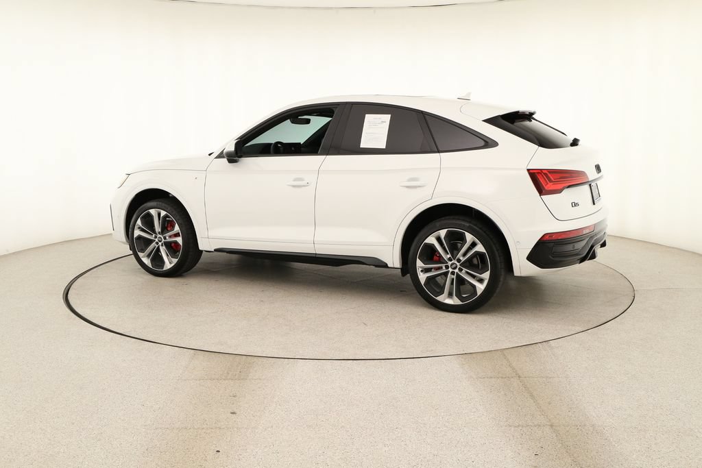 Certified 2024 Audi Q5 2.0T Prestige AWD/4WD image 3