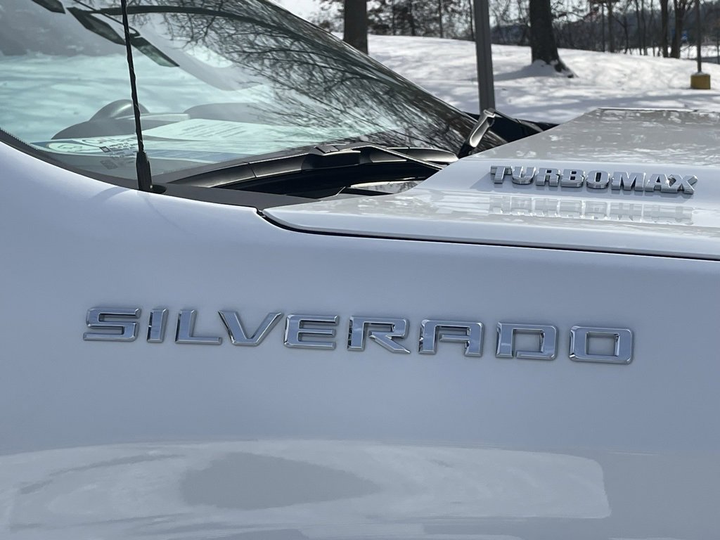 Certified 2025 Chevrolet Silverado 1500 W/T w/ WT Value Package image 10