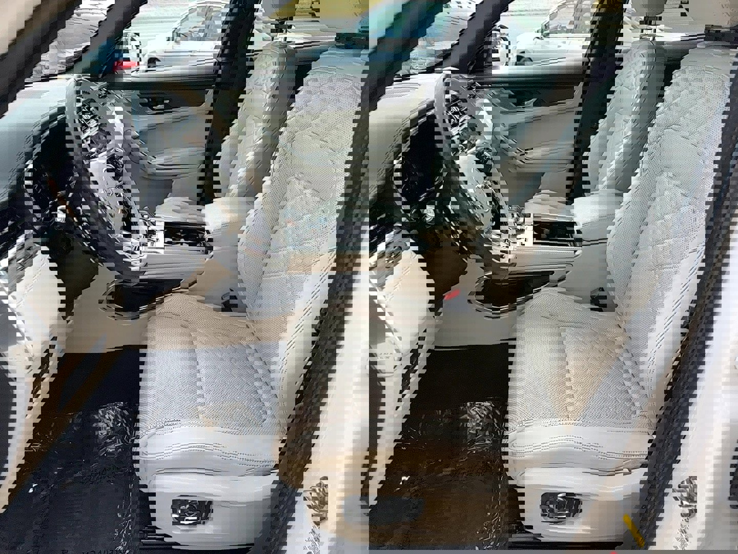 Used 2022 Jaguar F-PACE S image 6