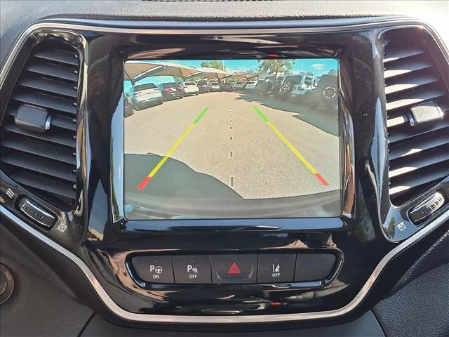Used 2021 Jeep Cherokee Limited AWD/4WD image 13