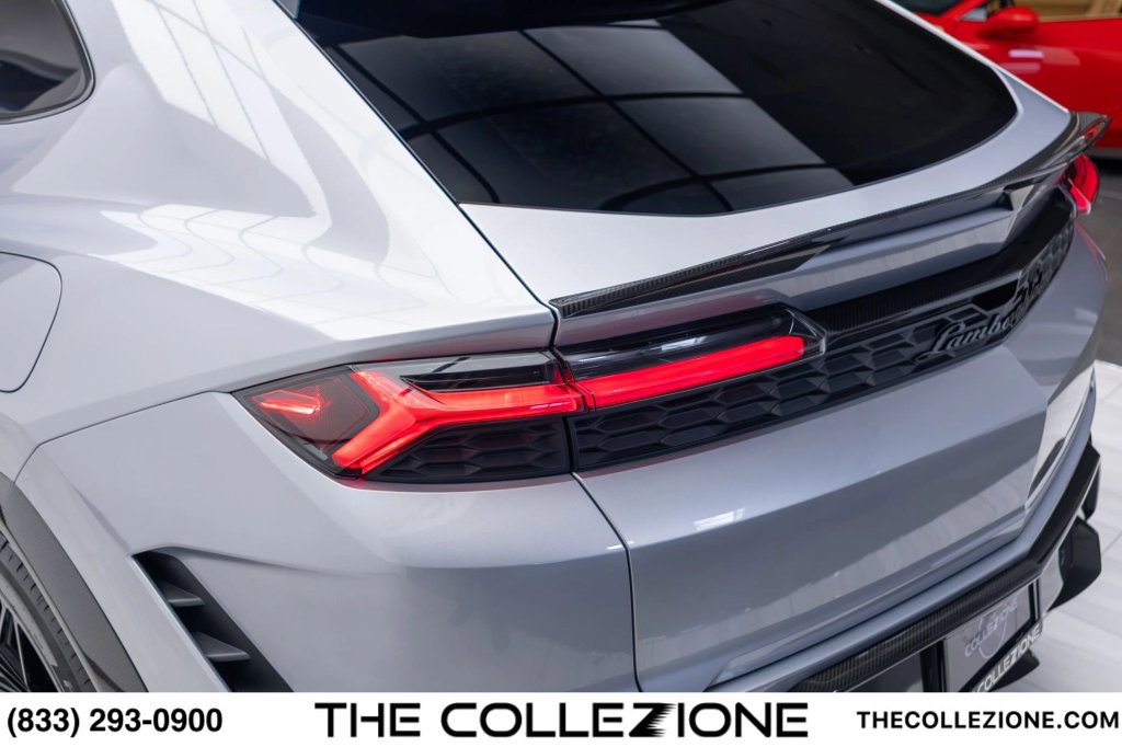 Used 2026 Lamborghini Urus SE AWD/4WD image 25