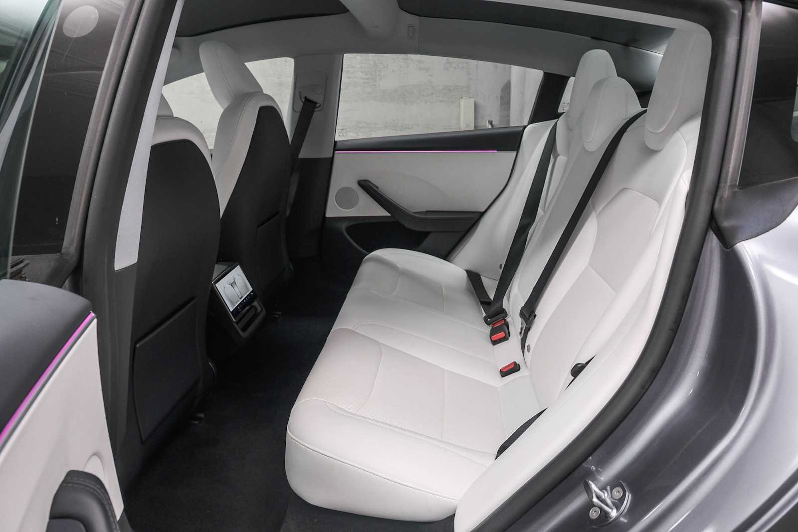 Used 2024 Tesla Model 3 Standard Range RWD image 14