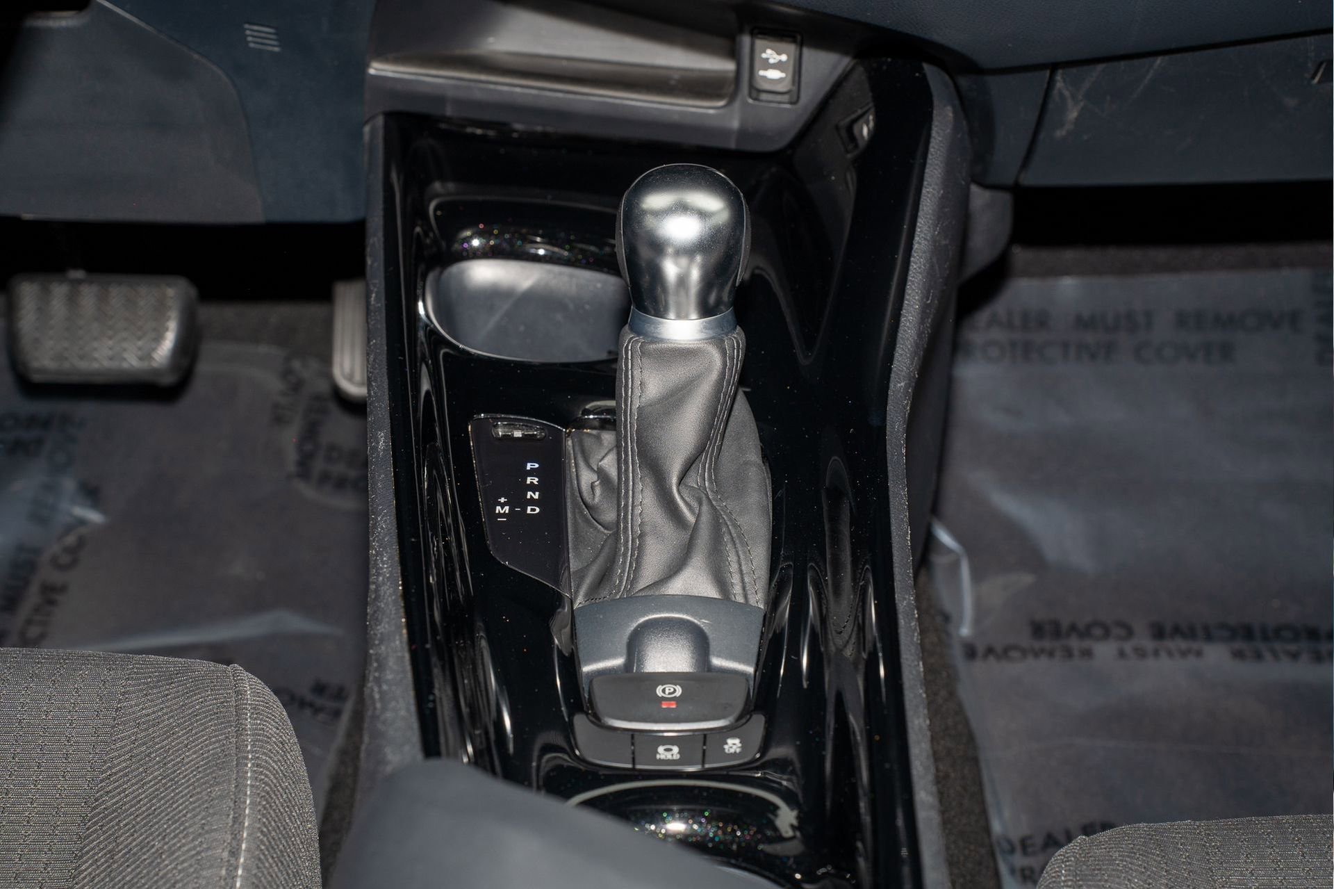 Used 2019 Toyota C-HR XLE image 23