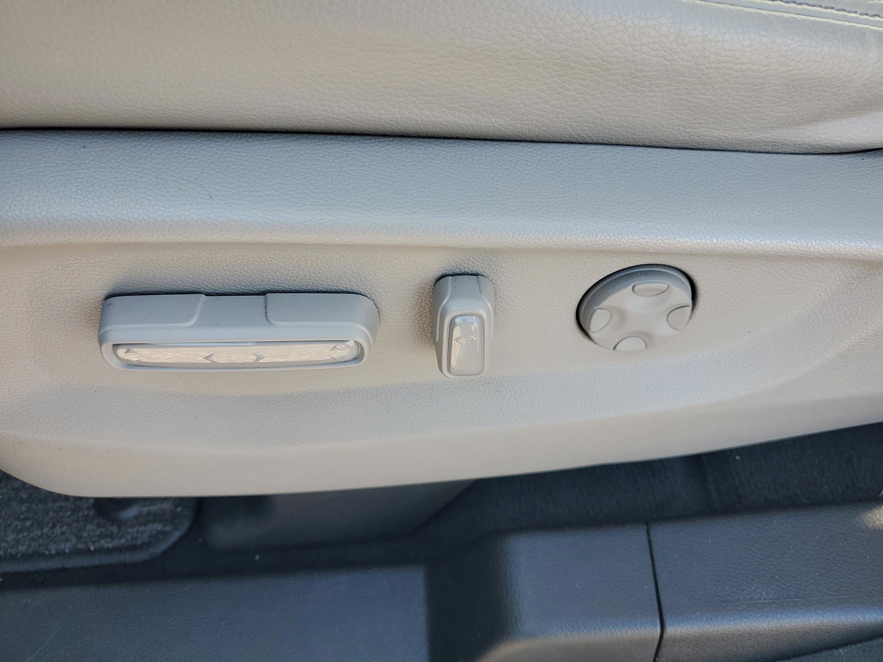 Certified 2023 Honda Odyssey EX-L image 16