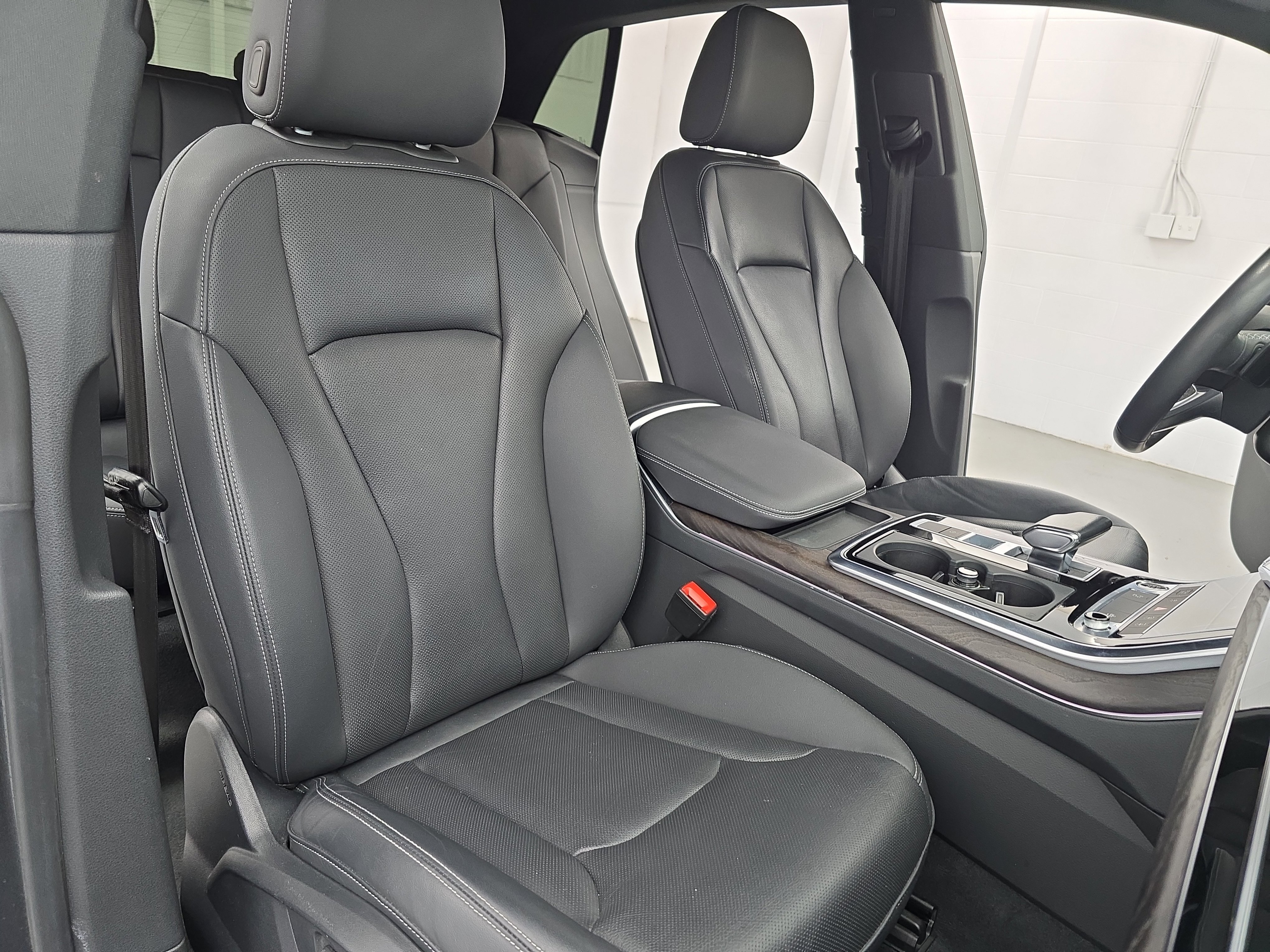 Used 2021 Audi Q8 Premium Plus image 20