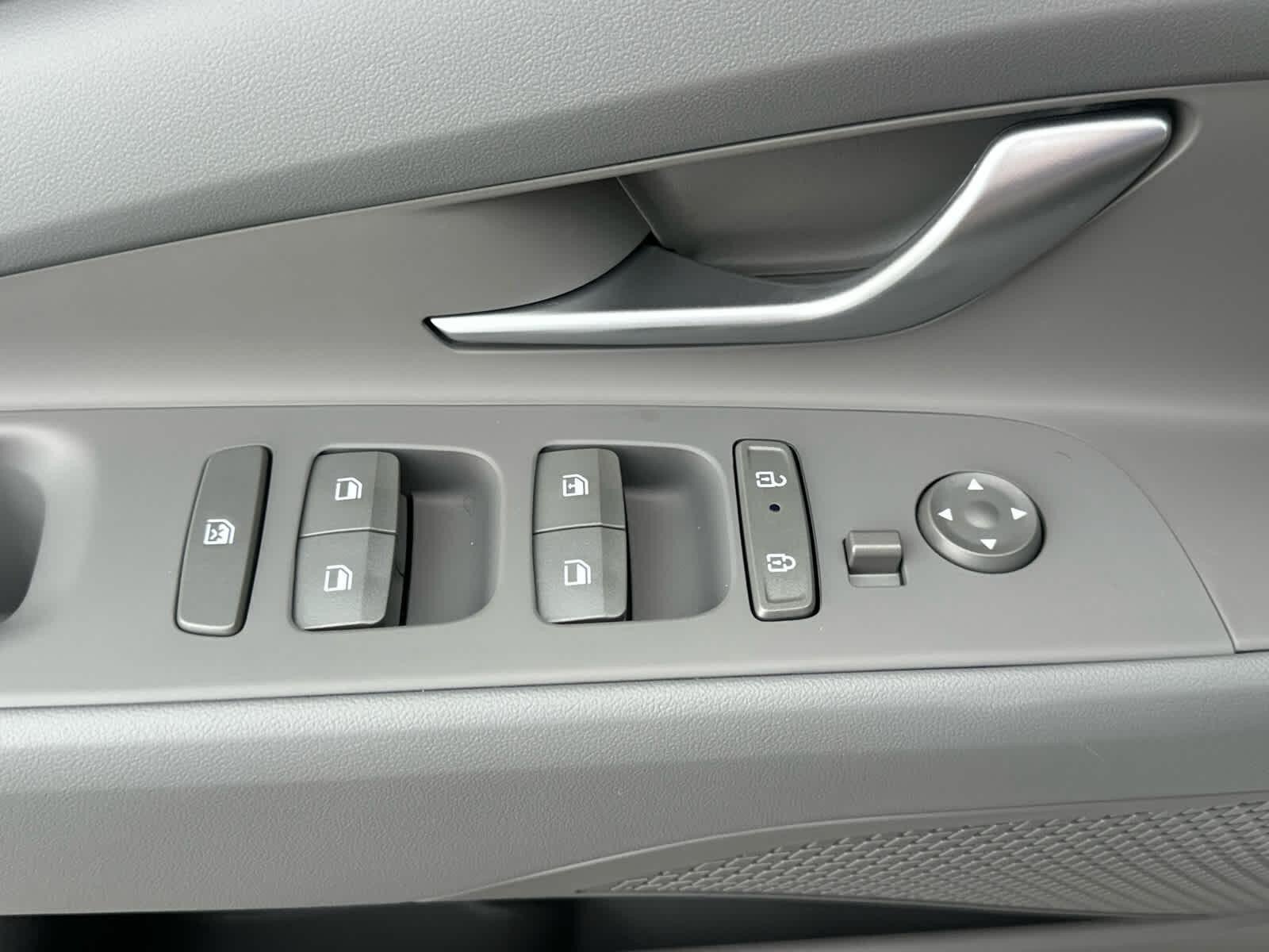 New 2026 Hyundai Elantra SE FWD image 19