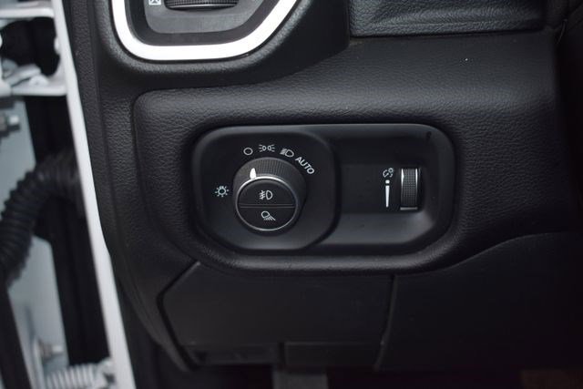 Used 2024 RAM 2500 Big Horn AWD/4WD image 16