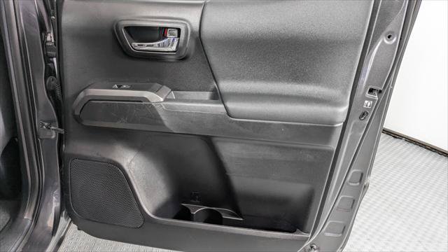 Used 2019 Toyota Tacoma TRD Sport RWD image 21
