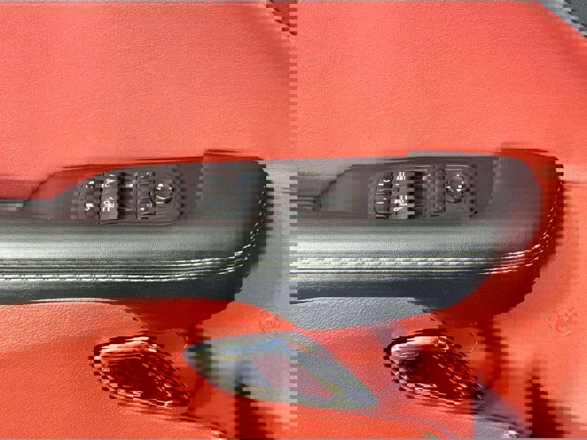 Used 2023 Dodge Challenger SRT Hellcat image 22