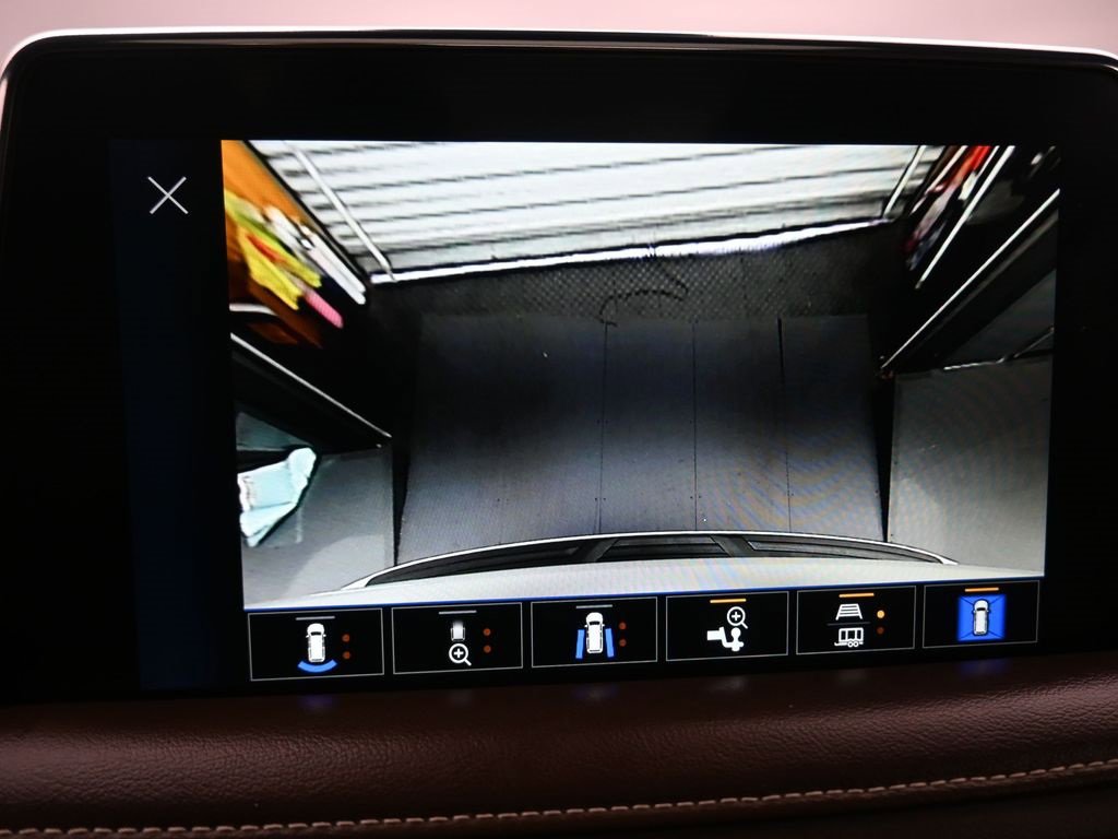 Used 2023 Chevrolet Suburban High Country w/ Premium Package 2 image 24