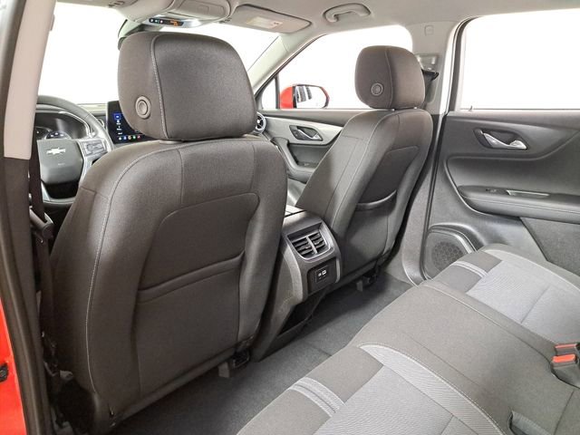Used 2025 Chevrolet Blazer LT image 11