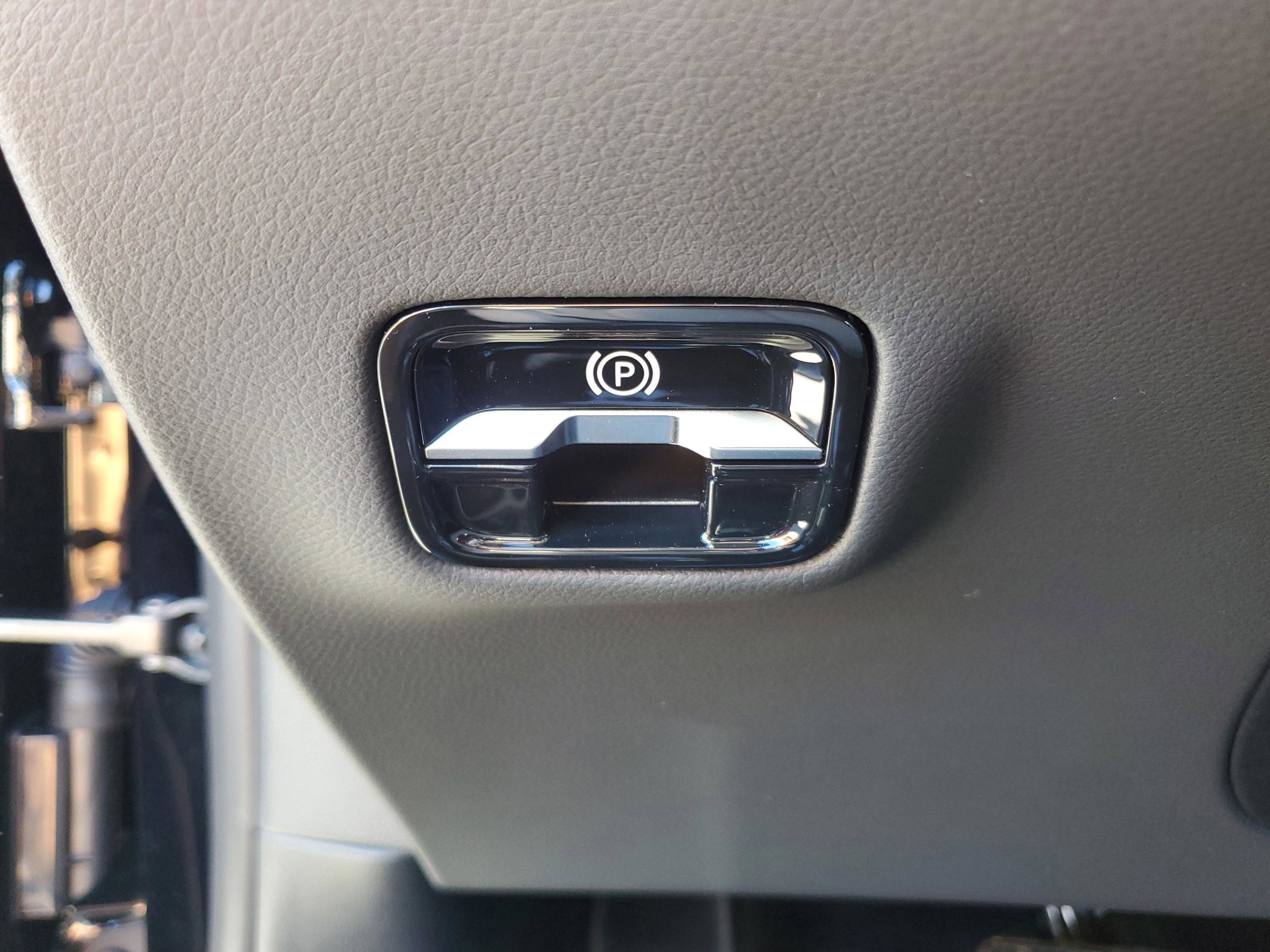 Certified 2026 Mercedes-Benz E 350 Sedan image 34