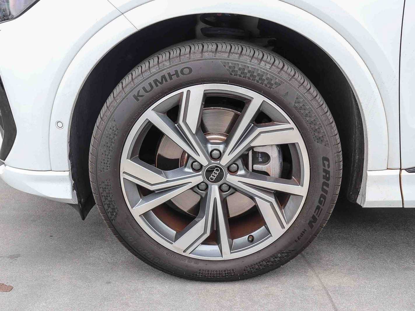Used 2023 Audi Q4 e-tron Prestige w/ Black Optic Package AWD/4WD image 9