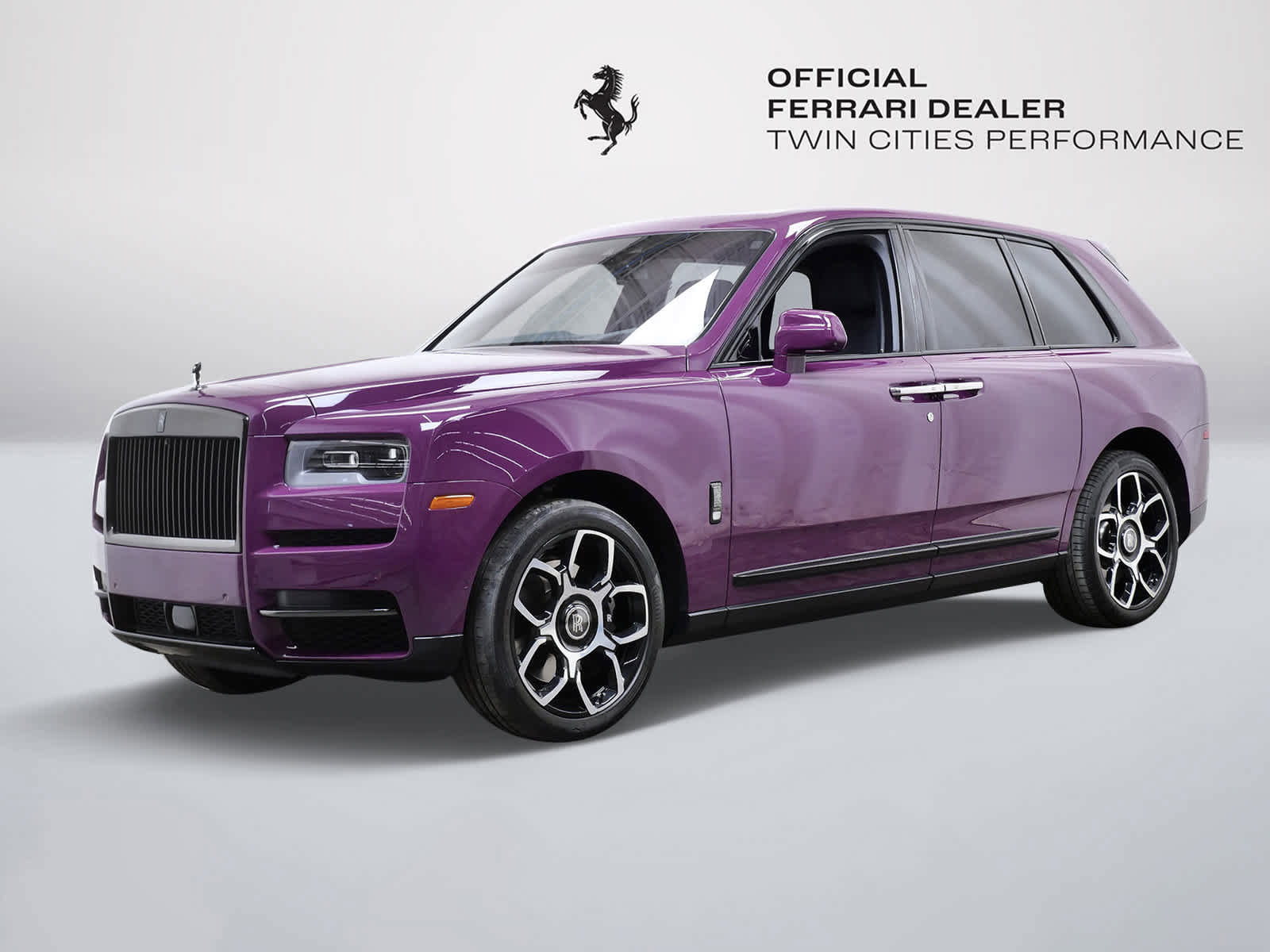 Used 2022 Rolls-Royce Cullinan Black Badge w/ Dark Exterior Package image 1