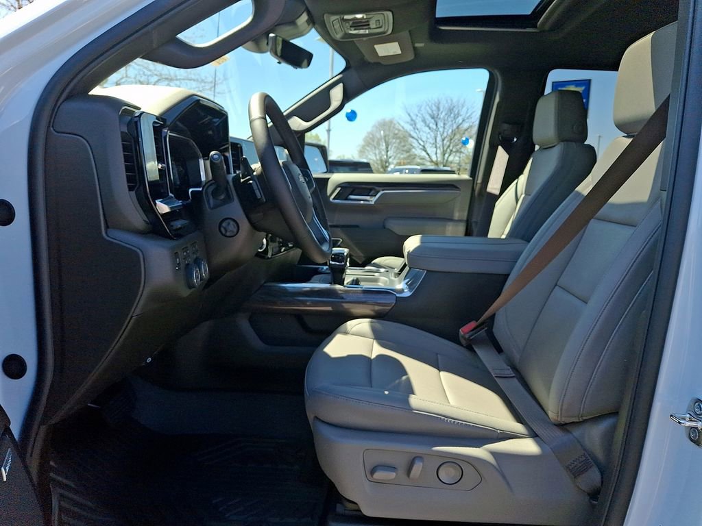 New 2026 Chevrolet Silverado 1500 LTZ AWD/4WD image 9