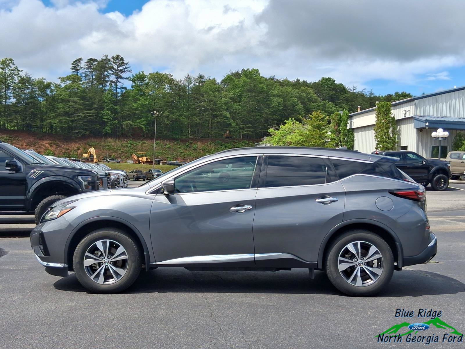 Used 2021 Nissan Murano SV FWD image 2