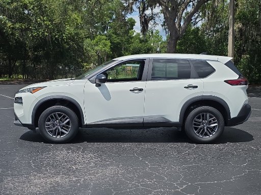 Used 2023 Nissan Rogue S FWD image 9