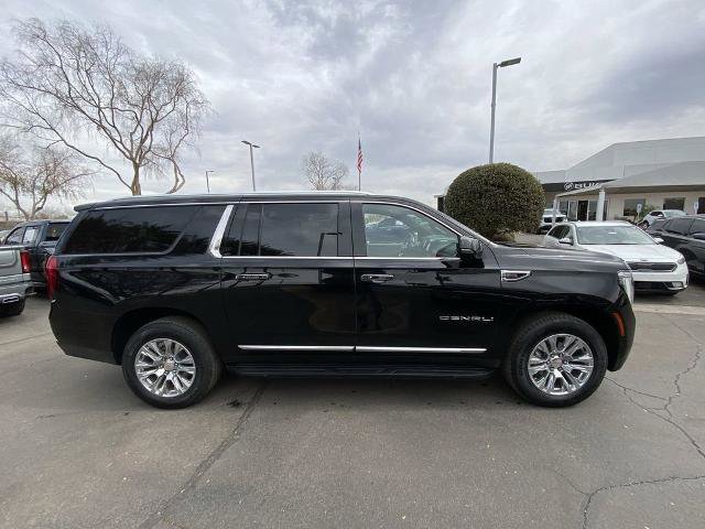 Used 2025 GMC Yukon XL Denali image 2