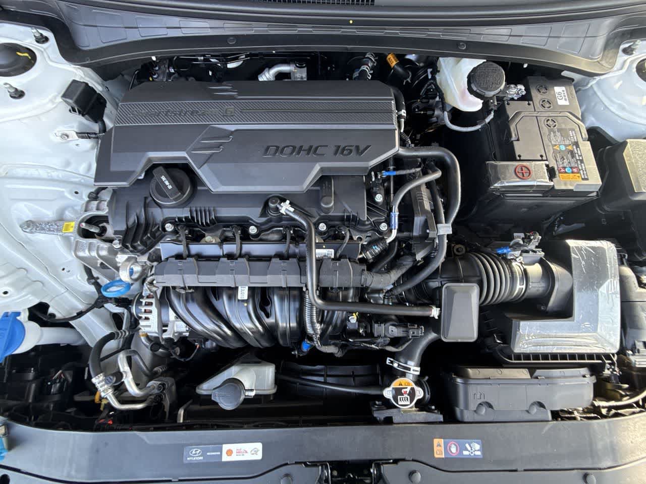 New 2025 Hyundai Elantra Sport FWD image 12
