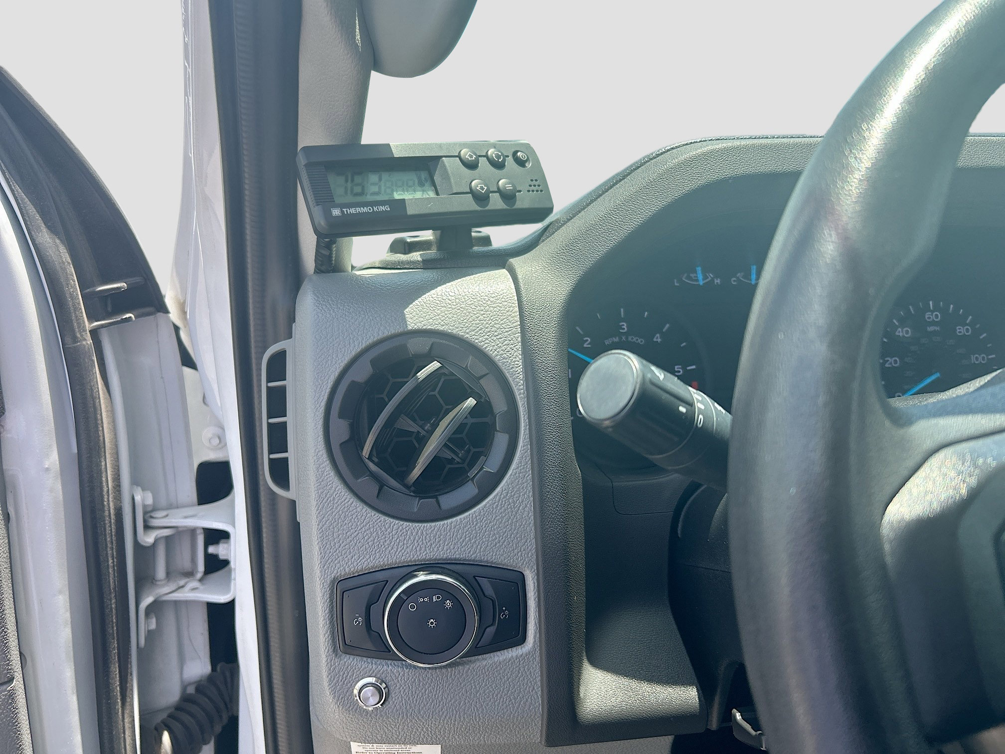 Used 2023 Ford E-350 and Econoline 350 Super Duty w/ Power Windows & Locks Group RWD image 10