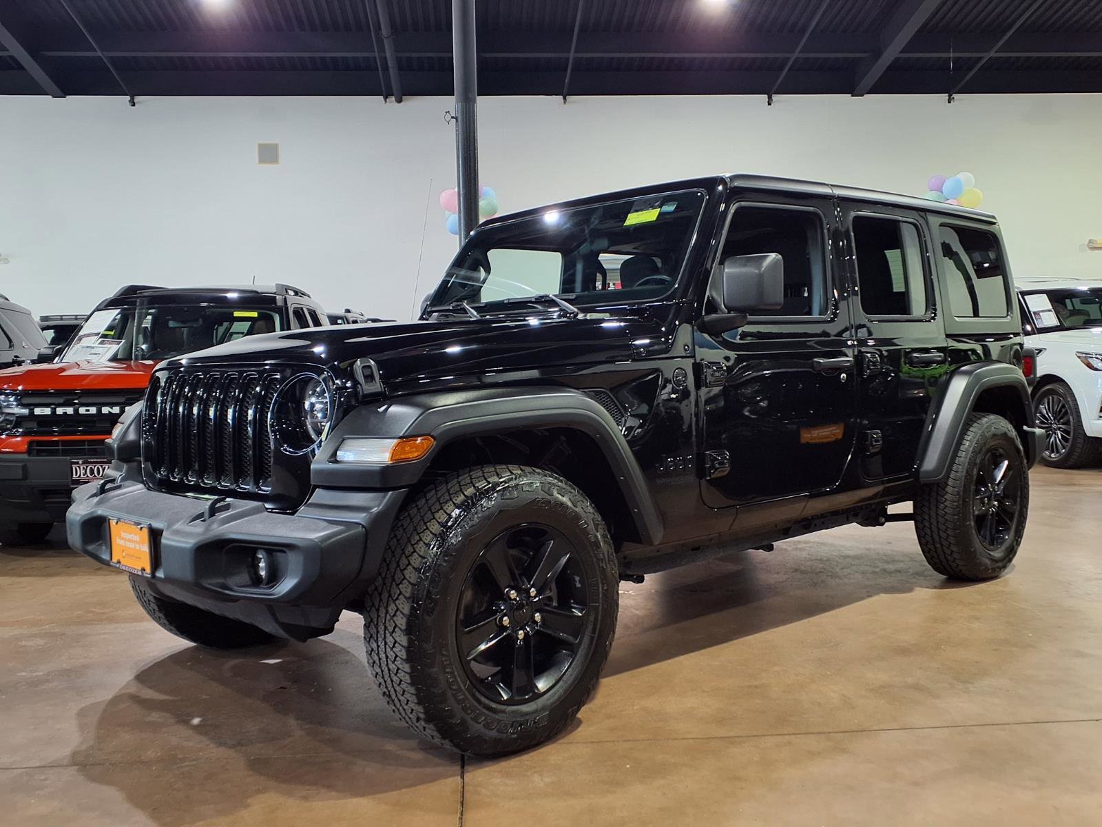 Used 2021 Jeep Wrangler Unlimited Sport AWD/4WD image 3