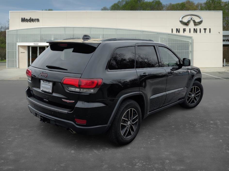 Used 2018 Jeep Grand Cherokee Trailhawk w/ Trailhawk Luxury Group image 4