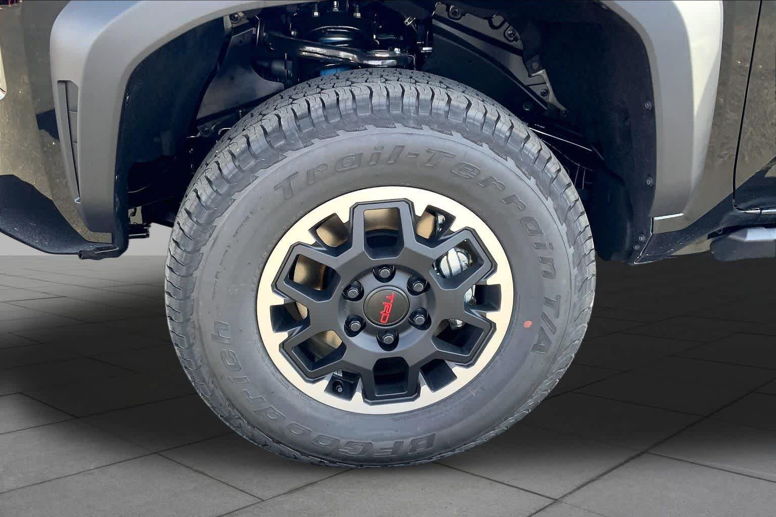 New 2026 Toyota Tacoma TRD Off-Road AWD/4WD image 11