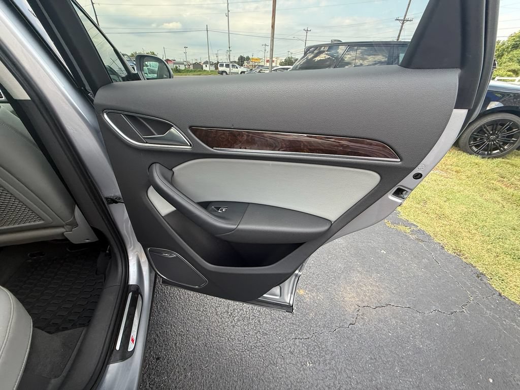 Used 2016 Audi Q3 2.0T Prestige AWD/4WD image 20