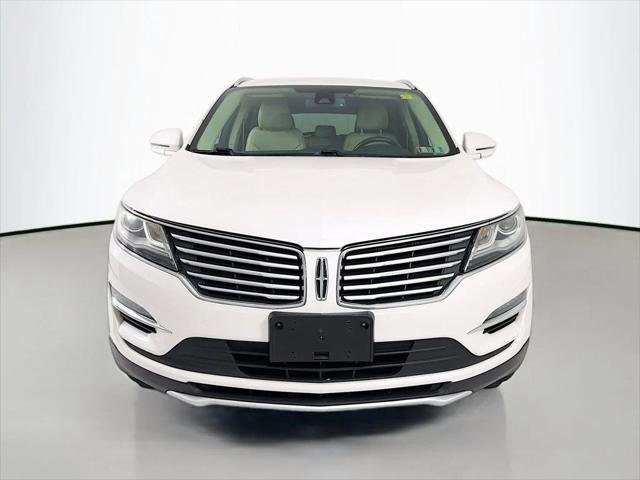 Used 2017 Lincoln MKC Reserve w/ Lincoln MKC Climate Package AWD/4WD image 2