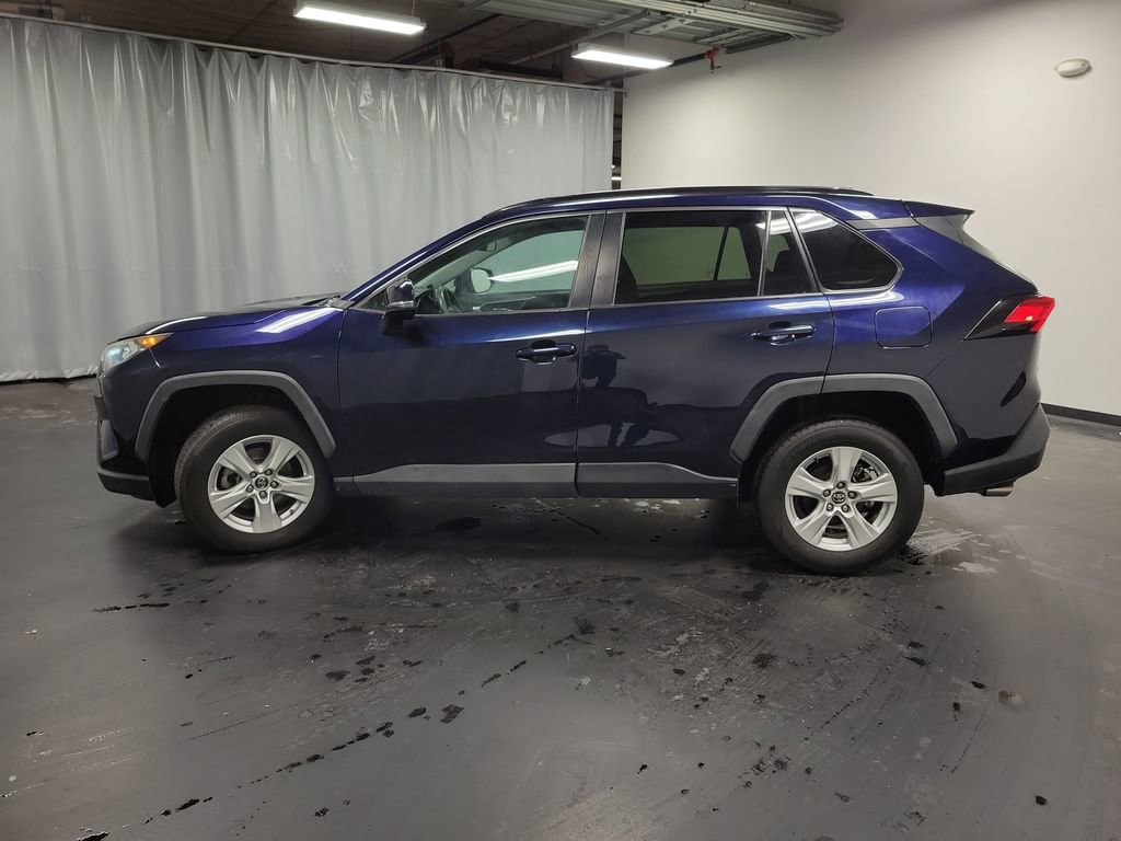 Used 2020 Toyota RAV4 XLE image 5