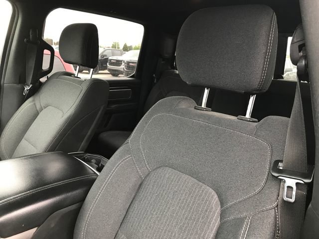 Used 2019 RAM 1500 Big Horn AWD/4WD image 4