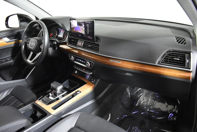 Used 2023 Audi Q5 2.0T Premium w/ Convenience Package AWD/4WD image 35