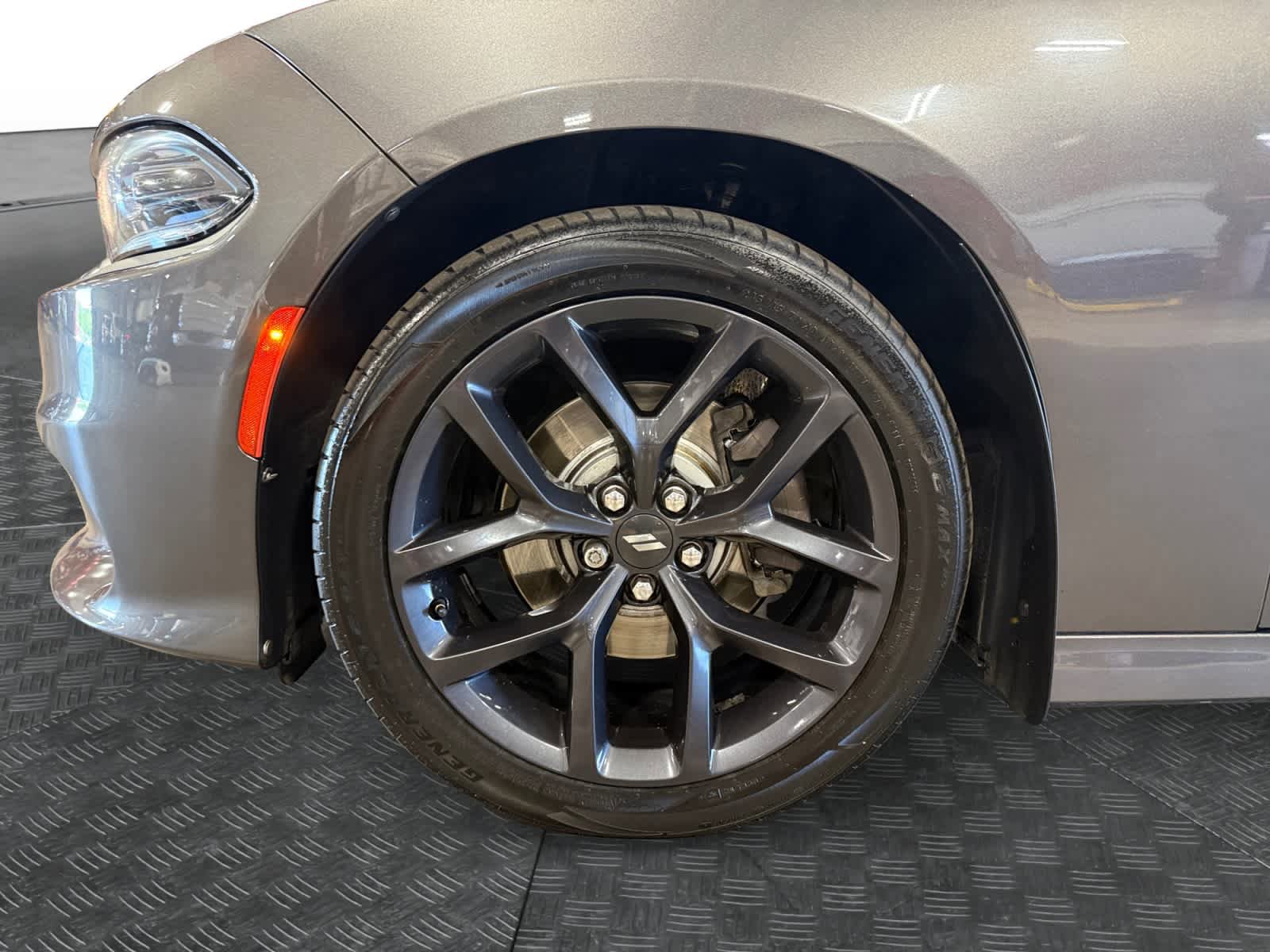 Used 2020 Dodge Charger R/T w/ Blacktop Package RWD image 15