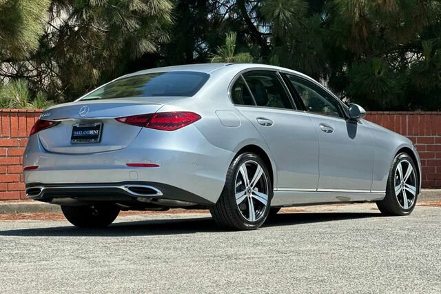 Certified 2022 Mercedes-Benz C 300 Sedan image 4