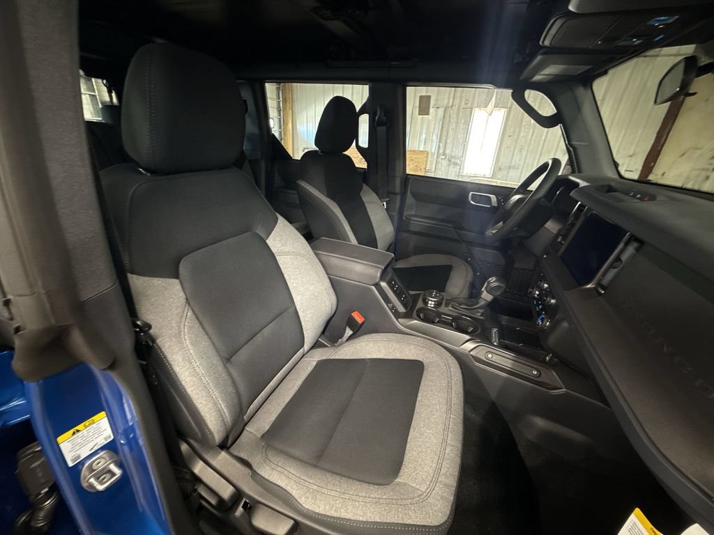 New 2026 Ford Bronco 4-Door AWD/4WD image 24