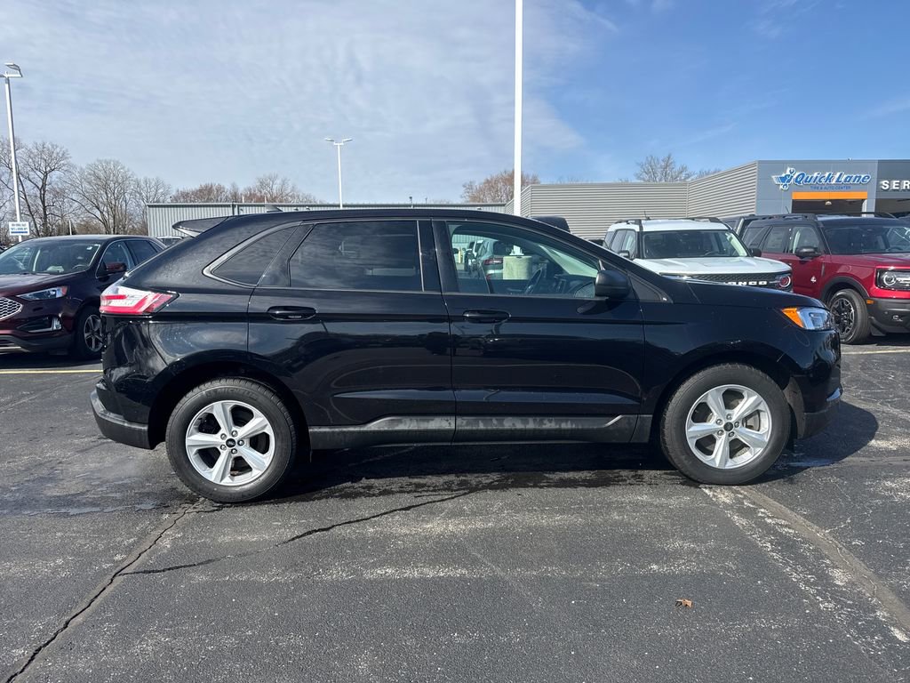 Used 2024 Ford Edge SE image 6