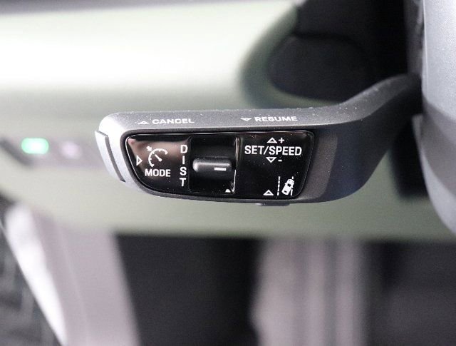 Used 2025 Porsche Macan 4S Electric image 37