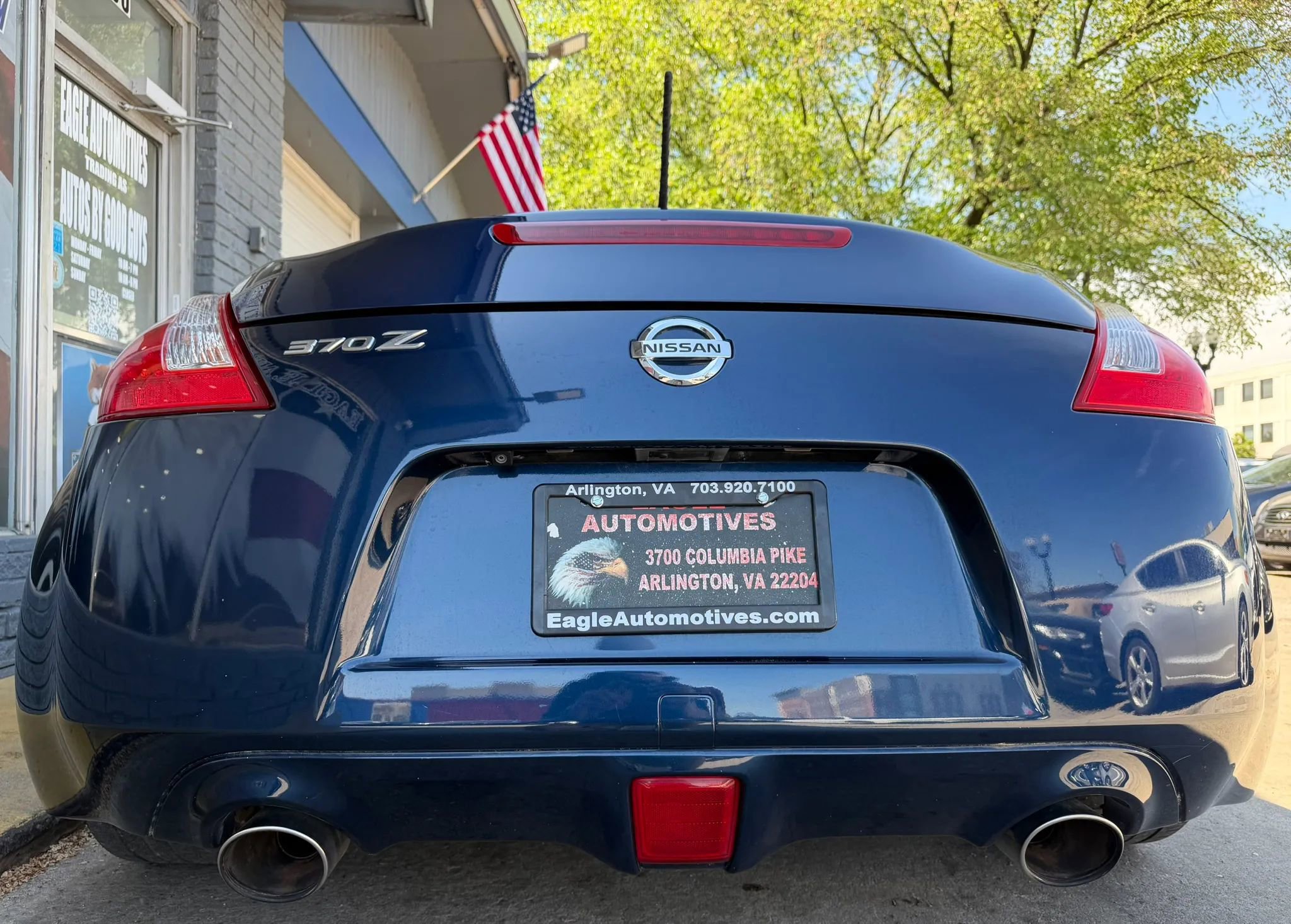 Used 2013 Nissan 370Z Touring RWD image 4