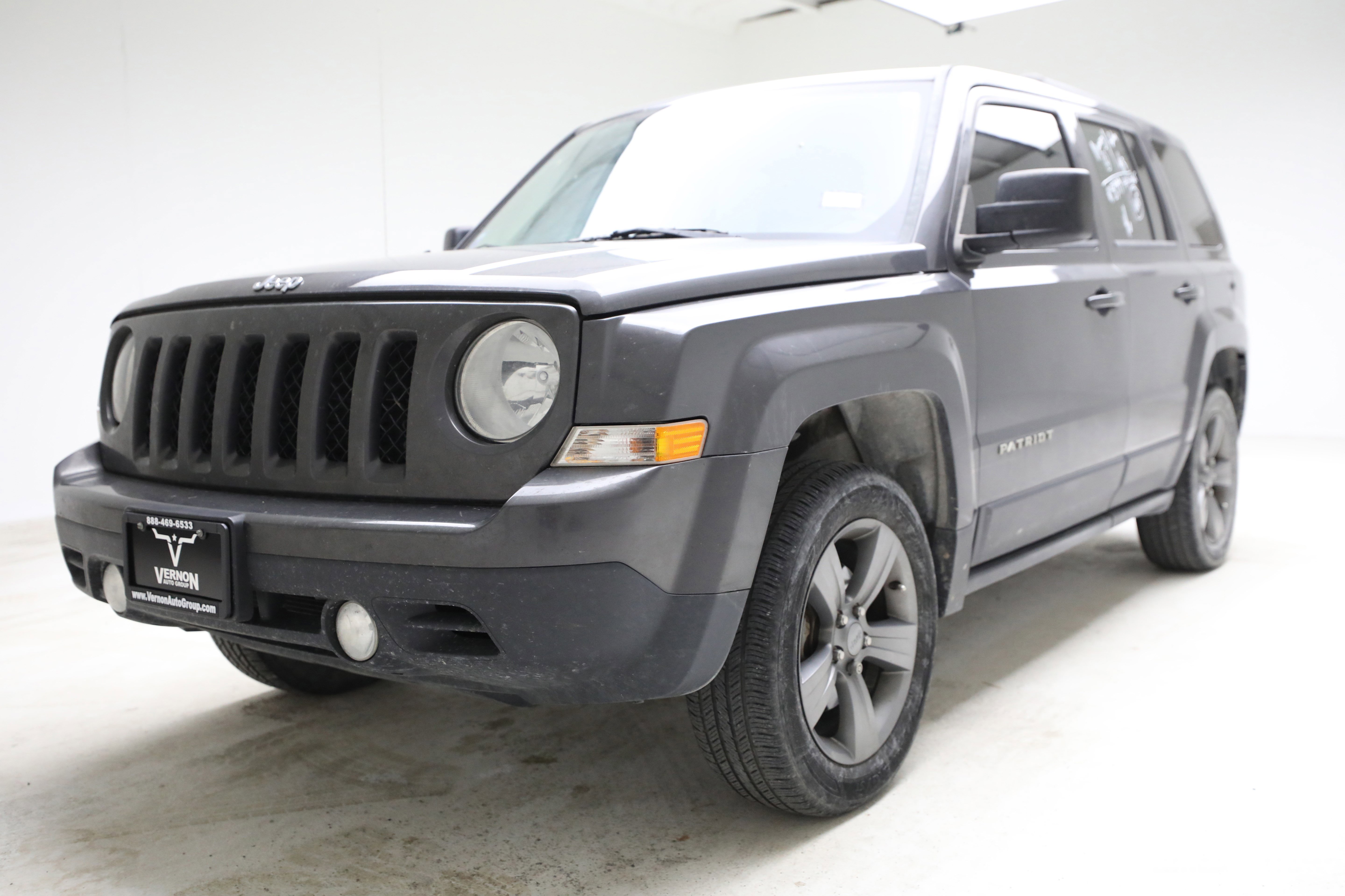 Used 2015 Jeep Patriot High Altitude image 1