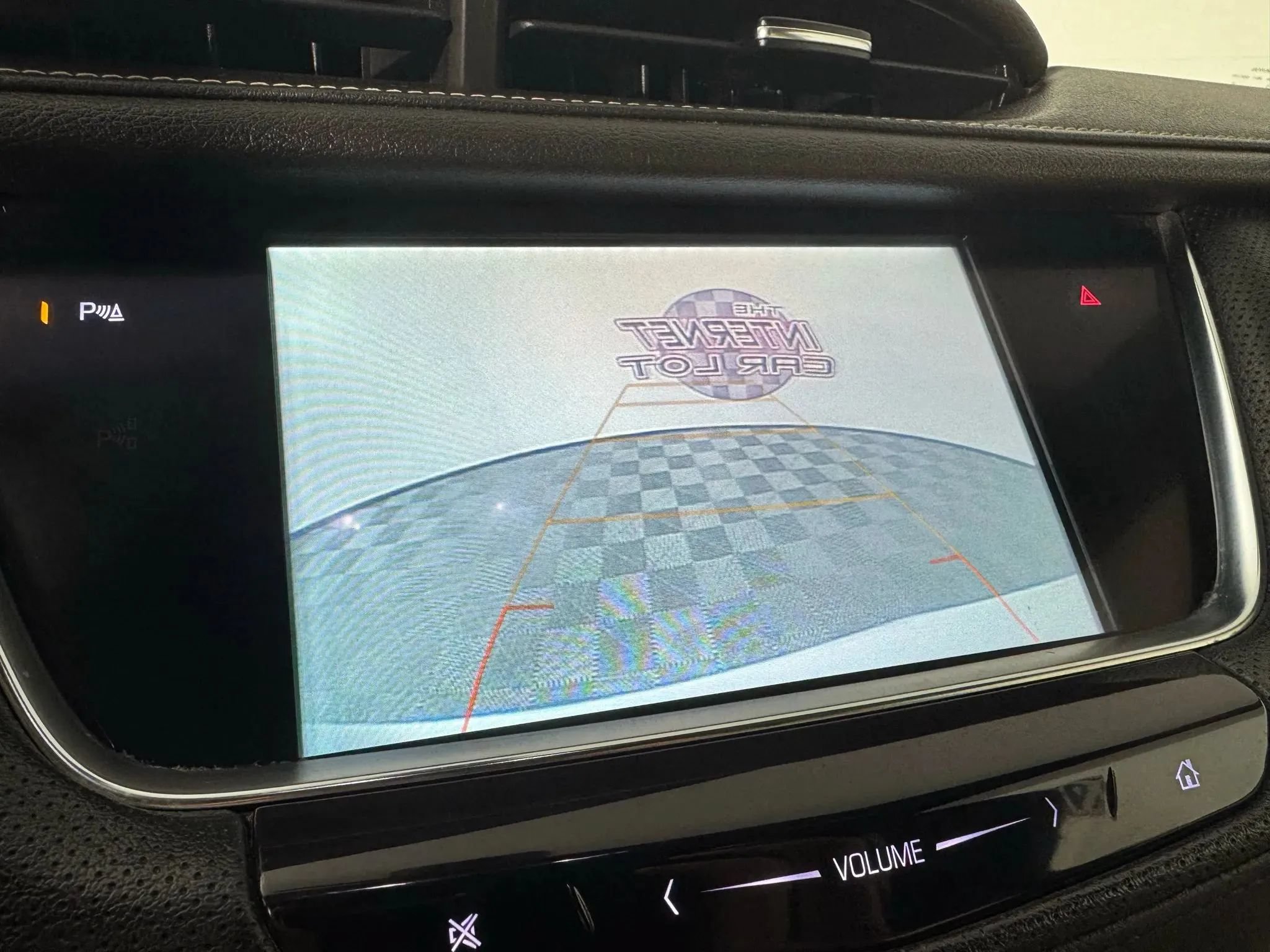 Used 2018 Cadillac XT5 AWD image 18