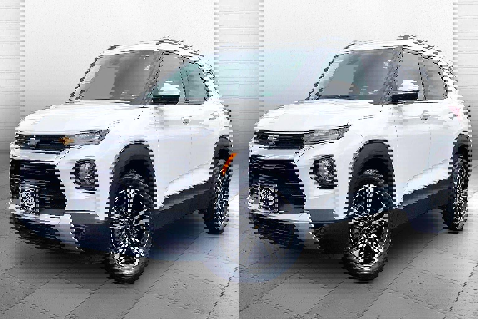 Used 2023 Chevrolet TrailBlazer LT FWD image 13