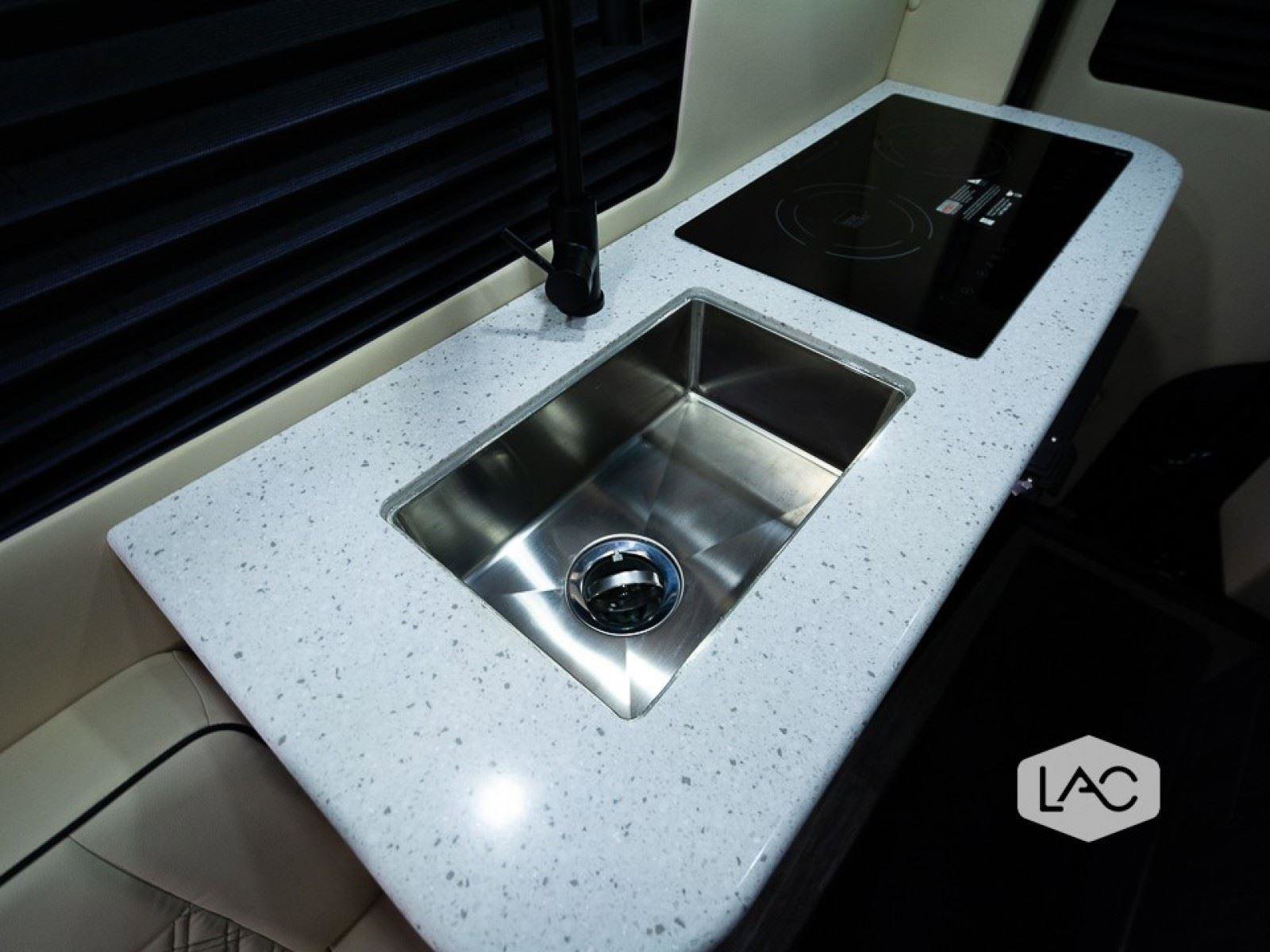 Used 2024 Mercedes-Benz Sprinter 3500 image 19