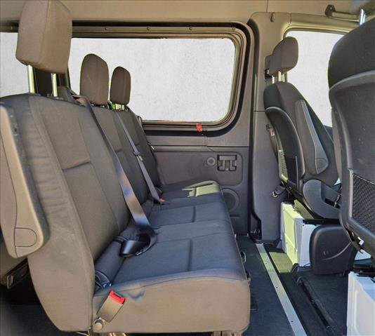 Used 2024 Mercedes-Benz Sprinter 2500 image 17