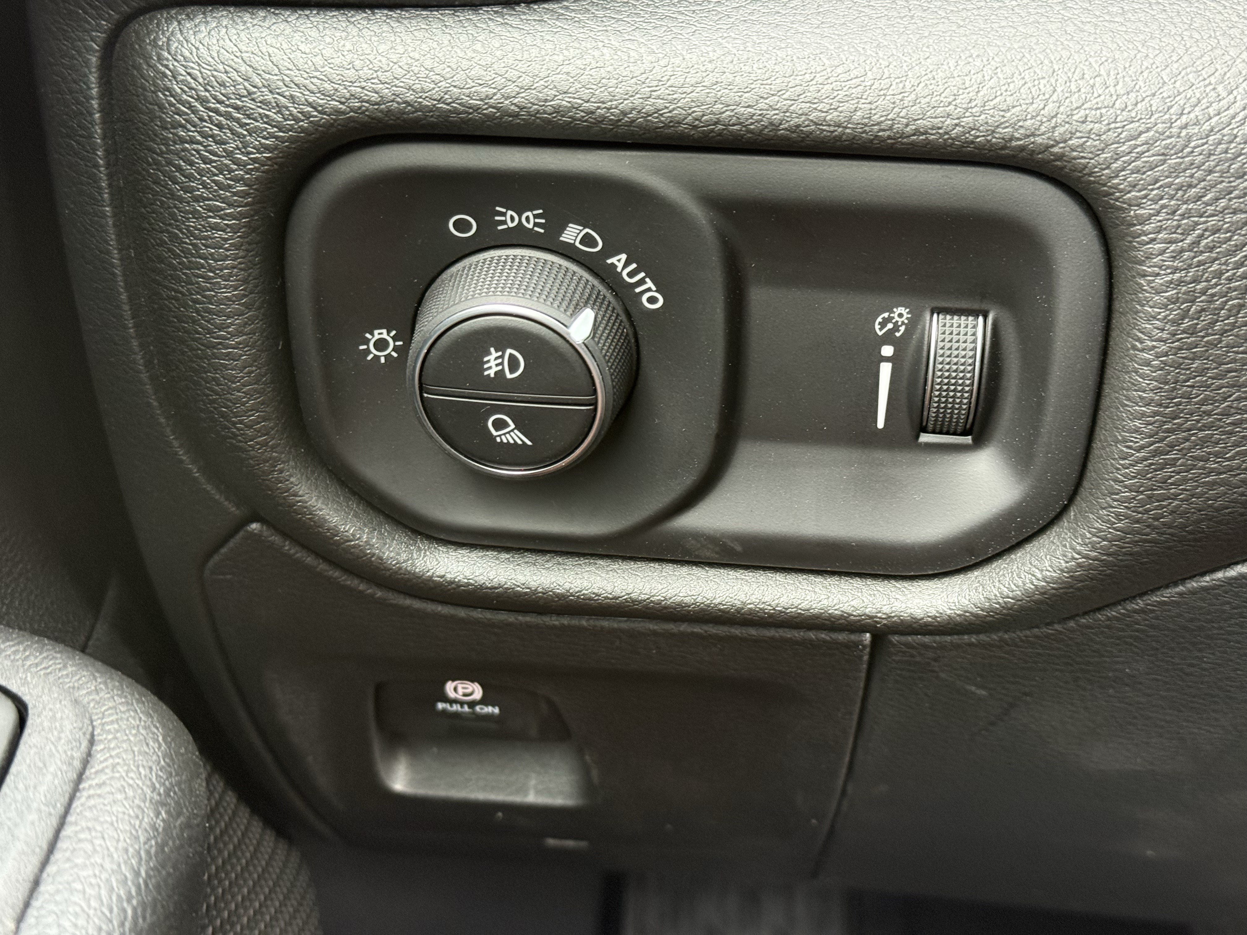 New 2026 RAM 1500 Express RWD image 27