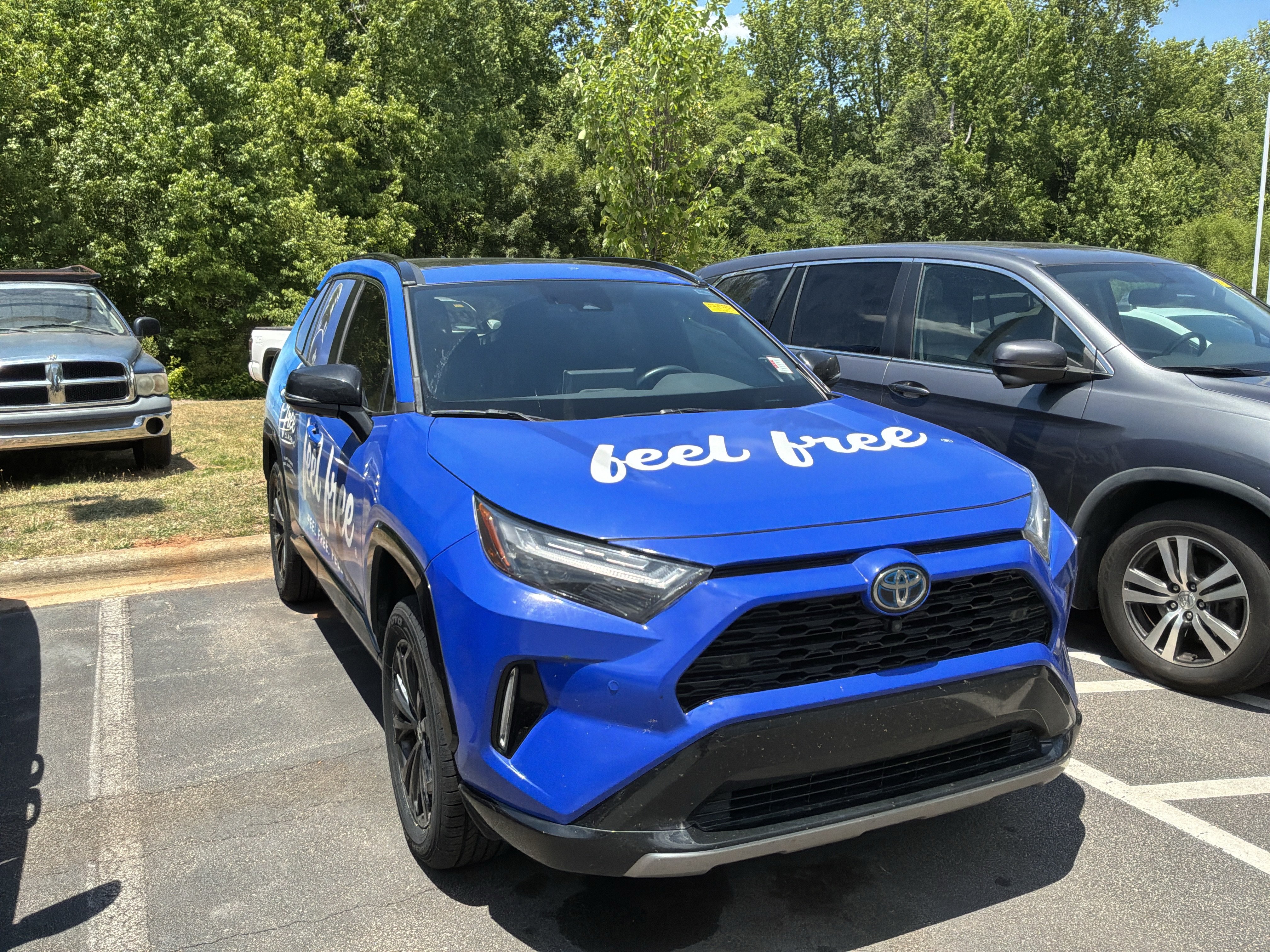Used 2022 Toyota RAV4 XSE AWD/4WD image 3