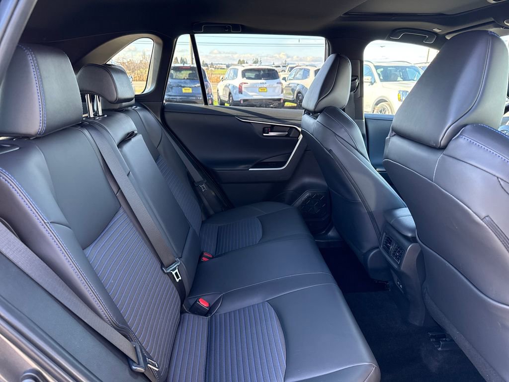 Used 2025 Toyota RAV4 XSE w/ Advanced Technology Package image 18
