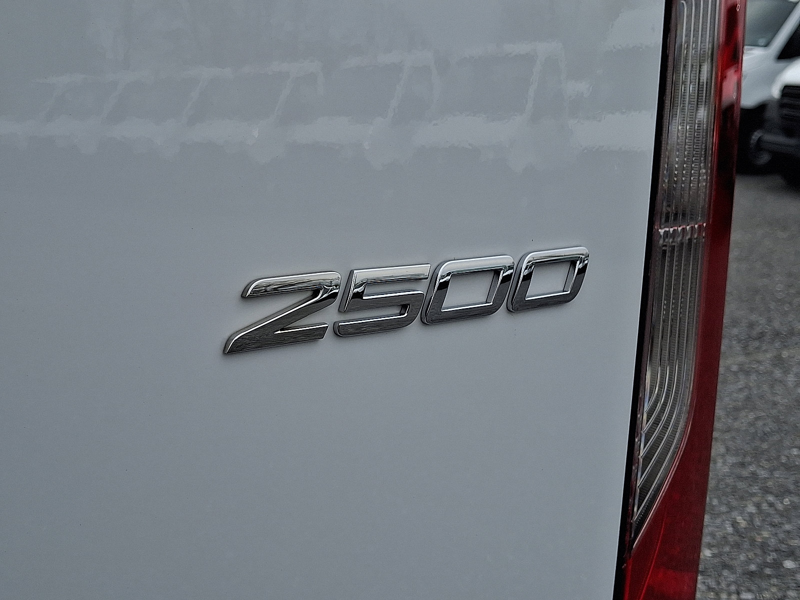Used 2025 Mercedes-Benz Sprinter 2500 image 30