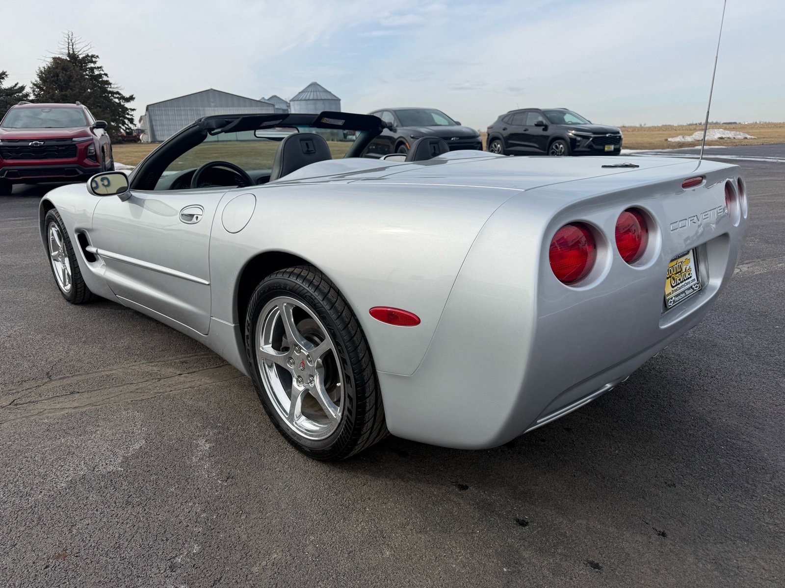 Used 2002 Chevrolet Corvette Convertible w/ Preferred Equipment Group1 RWD image 4
